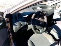 Usata Fiat Punto Active 60 CV (44 kW) 2005 Argento Berlina
