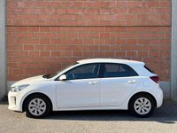 Usata Kia Rio Active 77 CV (56 kW) 2017 Bianco Berlina