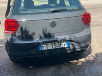 Usata VW Polo 80 CV (58 kW) 2018 Grigio Utilitaria