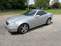 Usata Mercedes SLK200 163 CV (119 kW) 2002 Argento Cabrio