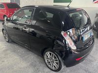 Usata Lancia Ypsilon 75 CV (55 kW) 2008 Nero Utilitaria