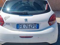 Usata Peugeot 208 75 CV (55 kW) 2017 Bianco Utilitaria