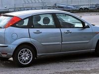 Usata Ford Focus Ghia 100 CV (73 kW) 2002 Grigio Station wagon
