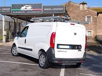 Usata Fiat Doblò 120 CV (88 kW) 2018 Bianco / pastello Monovolume