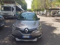 Usata Renault Captur 95 CV (69 kW) 2019 Grigio SUV