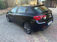 Usata Alfa Romeo Giulietta 120 CV (88 kW) 2012 Nero Utilitaria