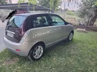 Usata Lancia Ypsilon 75 CV (55 kW) 2007 Argento Utilitaria