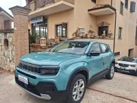 Usata Jeep Avenger Longitude 101 CV (74 kW) 2024 Blu SUV