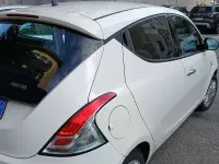 Usata Lancia Ypsilon Gold 69 CV (50 kW) 2017 Bianco Utilitaria