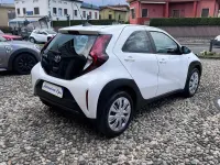 Usata Toyota Aygo X Active 72 CV (52 kW) 2022 Bianco SUV