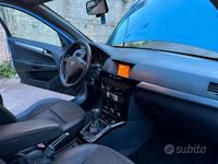 Usata Opel Astra 101 CV (74 kW) 2007 Blu Berlina