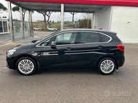 Usata BMW 218 Active Tourer Luxury Line 150 CV (110 kW) 2016 Nero Monovolume