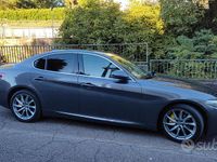Usata Alfa Romeo Giulia 160 CV (117 kW) 2020 Grigio Berlina