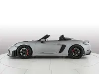 Nuova Porsche Boxster 500 CV (367 kW) 2026 Argento gt metallizzato/capote