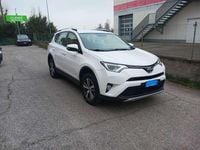 Second-hand Toyota RAV4 Active 143 CP (105 kW) 2016 Alb SUV