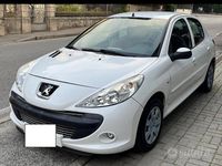 Usata Peugeot 206+ 60 CV (44 kW) 2012 Bianco Utilitaria
