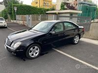 Usata Mercedes E200 163 CV (119 kW) 2005 Nero Berlina