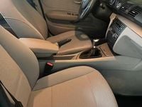 Usata BMW 116 116 CV (85 kW) 2009 Nero Utilitaria