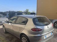 Usata Alfa Romeo 147 Distinctive 105 CV (77 kW) 2003 Utilitaria