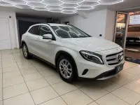 Usata Mercedes GLA200 136 CV (100 kW) 2015 Bianco SUV