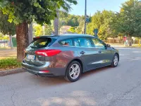 Usata Ford Focus 125 CV (91 kW) 2020 Marrone Station wagon