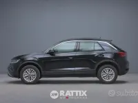 Usata VW T-Roc Life 150 CV (110 kW) 2025 Deep black perlato SUV