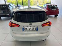 Usata Ford Focus ST-Line 116 CV (85 kW) 2024 Frozen white Station wagon