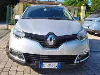 Usata Renault Captur 90 CV (66 kW) 2014 Argento SUV