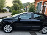 Usata Fiat Grande Punto Emotion 95 CV (69 kW) 2007 Nero Utilitaria