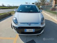Usata Fiat Punto Evo 69 CV (50 kW) 2011 Bianco Utilitaria