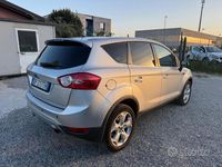 Usata Ford Kuga 136 CV (100 kW) 2008 Grigio SUV