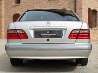 Usata Mercedes E430 279 CV (205 kW) 2000 Grigio Berlina