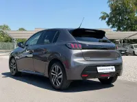 Usata Peugeot 208 Allure 101 CV (74 kW) 2021 Grigio Utilitaria