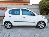 Usata Hyundai i10 69 CV (50 kW) 2012 Bianco Utilitaria