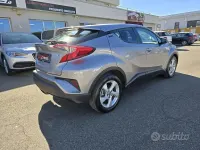 Occasion Toyota C-HR 98 PK (72 kW) 2017 Grijs SUV