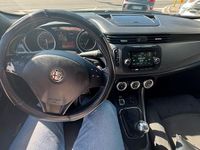 Usata Alfa Romeo Giulietta 120 CV (88 kW) 2015 Grigio Utilitaria