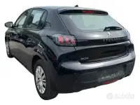 Usata Peugeot 208 Active 75 CV (55 kW) 2021 Nero Utilitaria