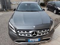 Usata Mercedes GLA220 130 CV (95 kW) 2017 Grigio SUV