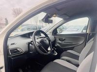 Usata Lancia Ypsilon Gold 69 CV (50 kW) 2014 Bianco Utilitaria