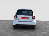 Usata Smart ForTwo Electric Drive Passion 41 kW (56 CV) 2022 Bianco