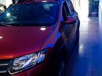 Usata Dacia Sandero Prestige 90 CV (66 kW) 2014 Rosso Berlina