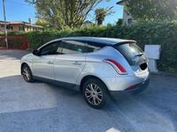 Usata Lancia Delta Silver 120 CV (88 kW) 2012 Grigio Utilitaria