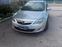 Usata Opel Astra 60 CV (44 kW) 2011 Grigio Berlina