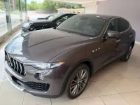 Usata Maserati Levante 275 CV (202 kW) 2020 Grigio SUV
