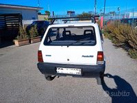 Usata Fiat 750 S 45 CV (33 kW) 1991 Bianco Berlina