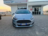 Usata Ford Fiesta 75 CV (55 kW) 2016 Grigio Utilitaria