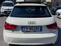 Usata Audi A1 Ambition 122 CV (89 kW) 2011 Bianco Utilitaria