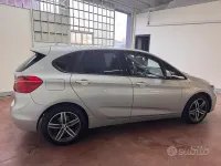 Usata BMW 218 Active Tourer Sport Line 150 CV (110 kW) 2014 Grigio Monovolume