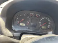 Usata VW Golf IV 101 CV (74 kW) 2003 Berlina
