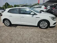 Usata Renault Mégane IV 90 CV (66 kW) 2019 Bianco pastello Berlina